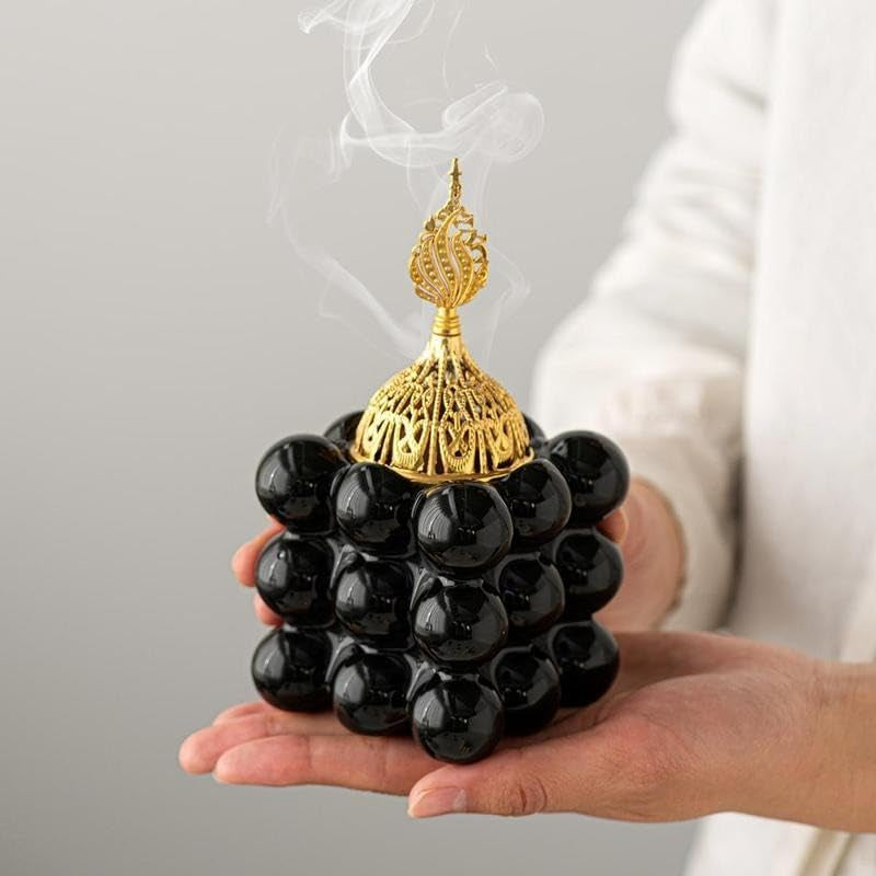 Square Ceramic Incense Burner, Modern Desktop Incense Burner, Room Scents, Home Fragrance Holder for Home Office Desktop Decoration, Household Items (White)