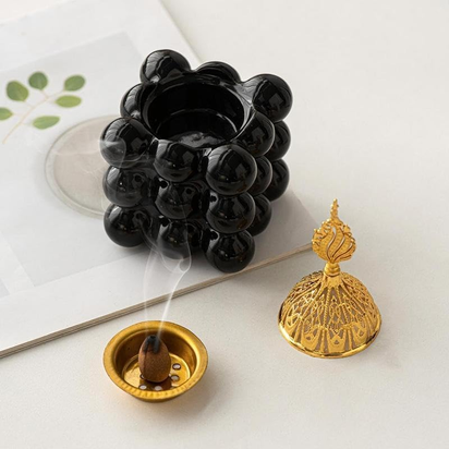 Square Ceramic Incense Burner, Modern Desktop Incense Burner, Room Scents, Home Fragrance Holder for Home Office Desktop Decoration, Household Items (White)